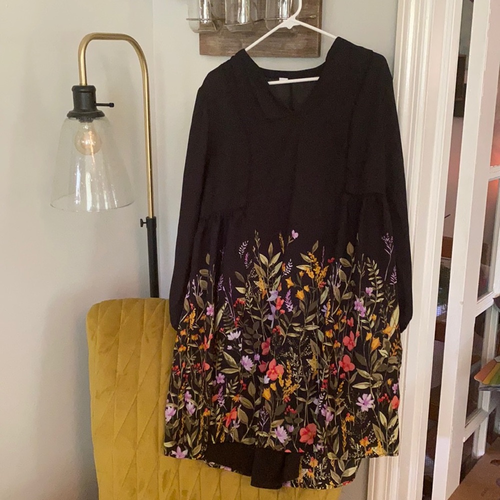 Old Navy black Floral Dress